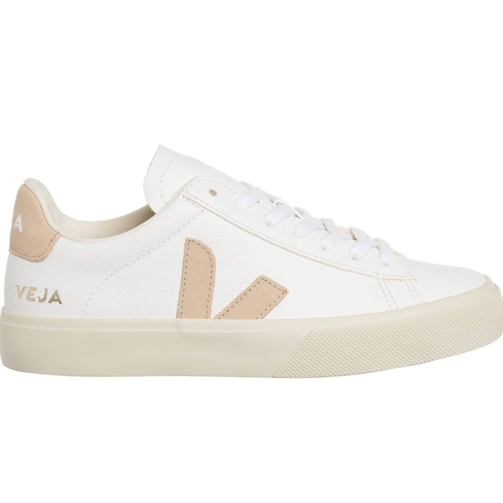 Veja Campo white almond